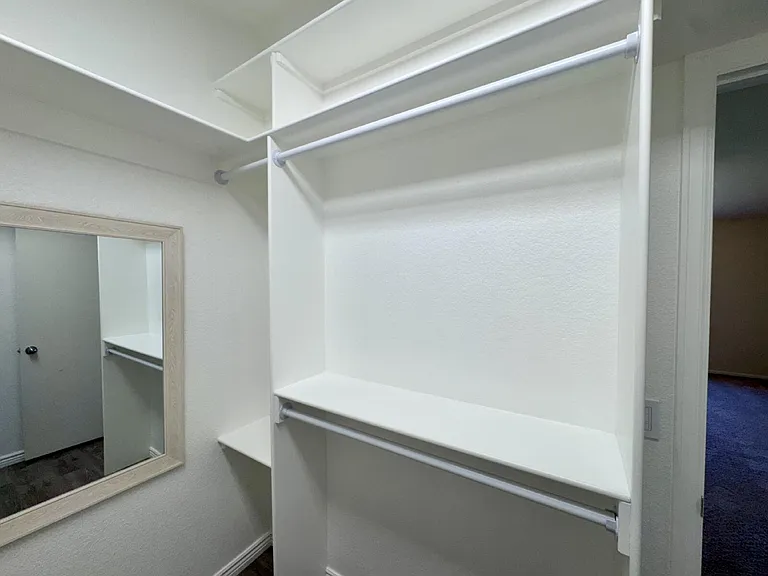 11260 Jersey Way — Photo 11