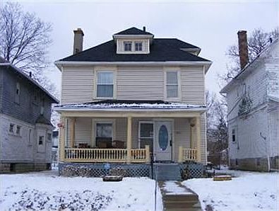 1st image of 1023 Superior Ave