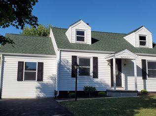 137 3rd St, Broadway, VA 22815