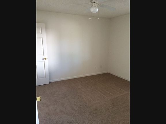 3rd image of 334-6 E Brownlea Dr