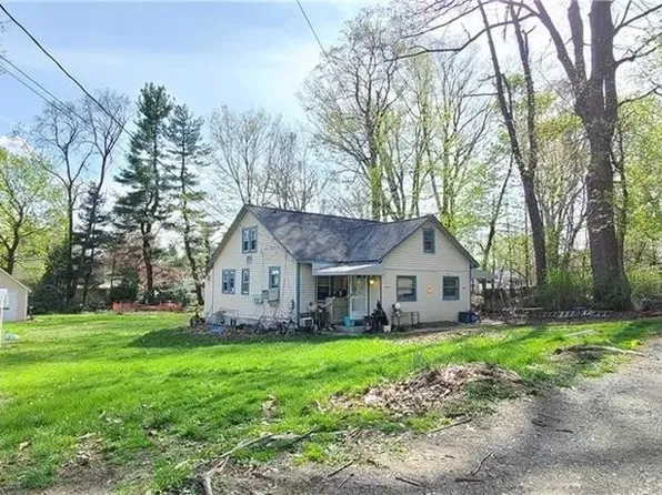 12 Bird Pl Floor 2, Spring Valley, NY 10977