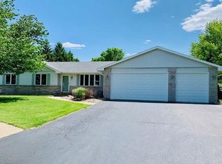 3717 Maywood Ct E, Rockford, IL