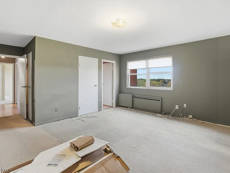 13900 Shaker Blvd #1012 — Photo 14