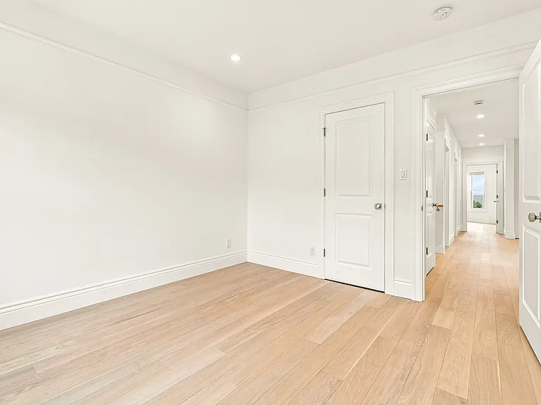 151 Nevada St — Photo 15