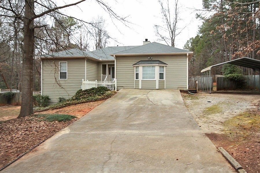 1st image of 35 Derby Ln