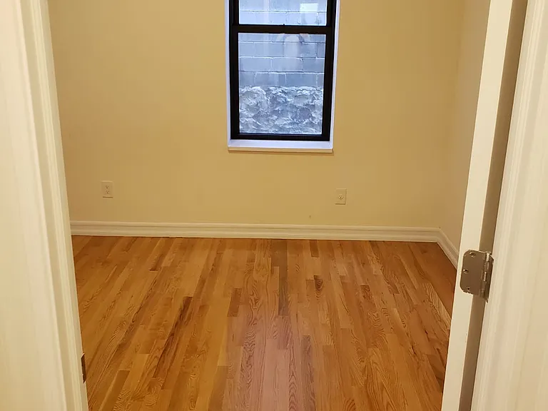 10 Cooper St #F — Photo 6
