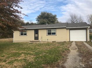 1005 S 7th St, Hiawatha, KS 66434