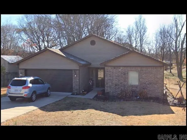 1350 N Parker St, Benton, AR 72015