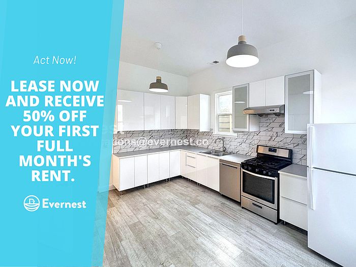 1st image of 905 Pine St