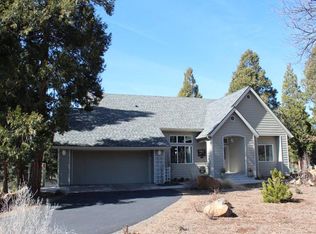 6128 Coopers Hawk Rd, Klamath Falls, OR 97601