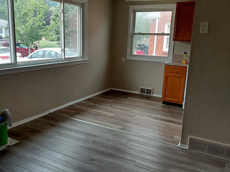 2505 Stieber St — Photo 26