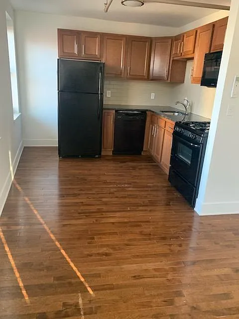 2 bed, $1,625 — Photo 3