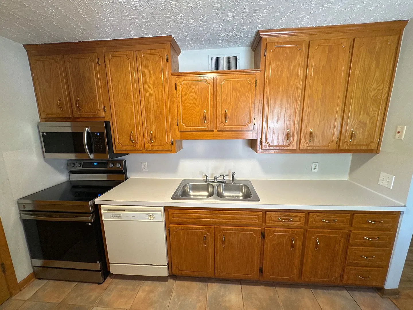 For Rent: 2 Bedroom | 1 Bath Duplex in South Nashville — Photo 4