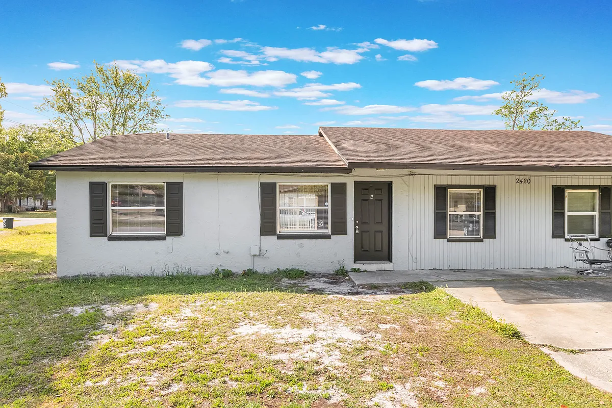 Building Photo - 2420 S Lake Ave #B