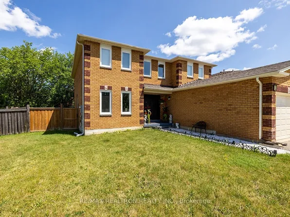 93 Yorkland St, Richmond Hill, ON L4C 9Z5