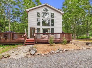312 Outer Dr, Pocono Lake, PA 18347