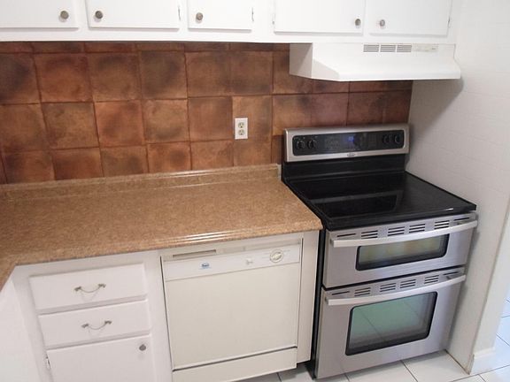 5th image of 16751 NE 9th Ave APT 401A