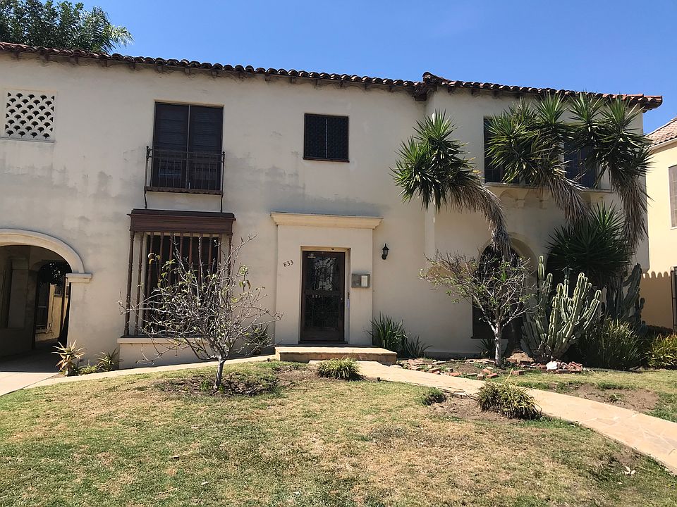 833 building, 1926 classis Spanish style. Rental unit is upper right