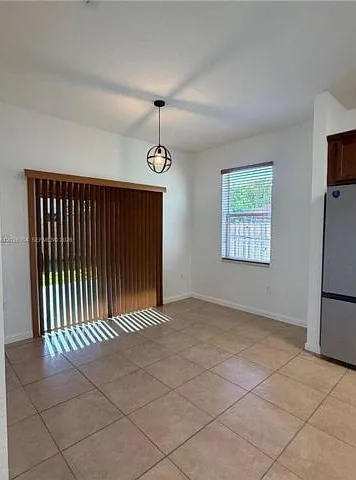28504 SW 130th Ave — Photo 3
