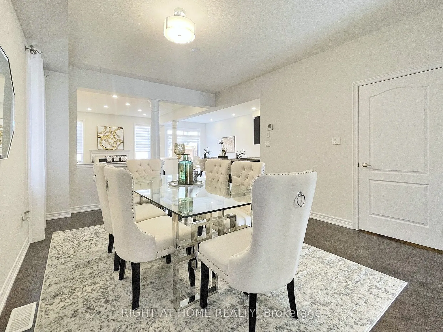 4 bed, $3,400 — Photo 4