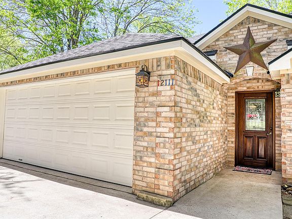 4th image of 12111 N Ridgeway Dr