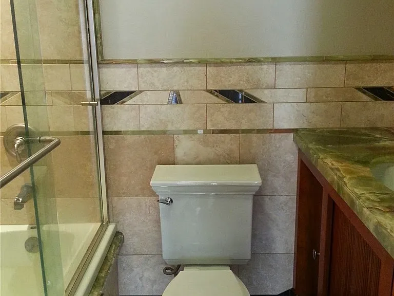 8331 Marina Pacifica Dr N — Photo 19
