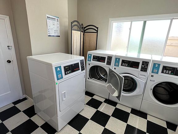 Laundry Room - App-Based