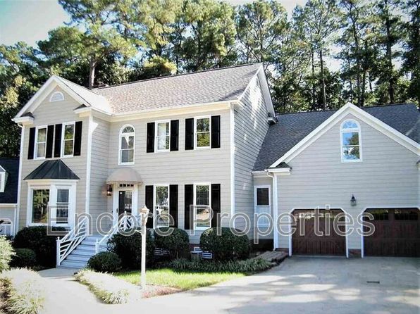 106 Whispering Pines Ct