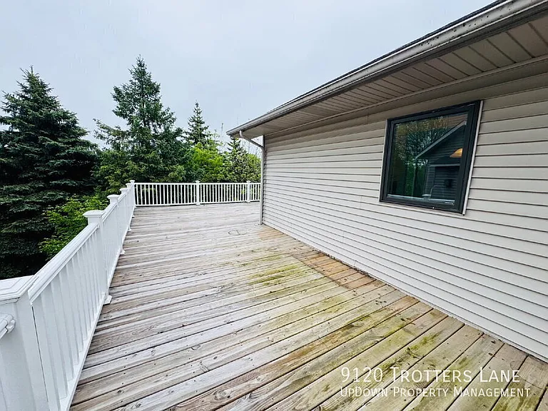 9120 Trotters Ln — Photo 26
