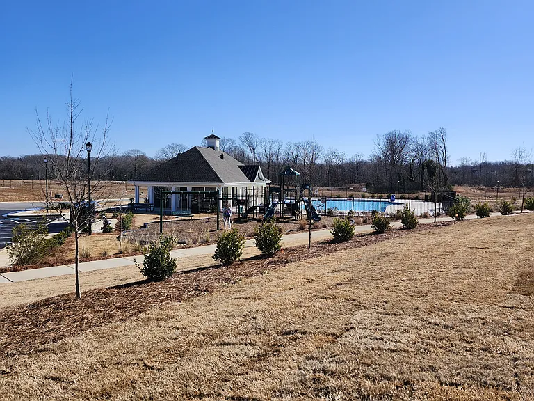509 Zermatt Ct — Photo 4