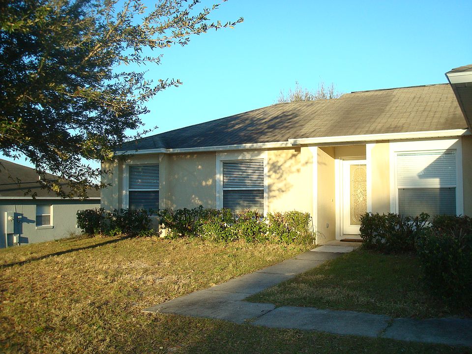1st image of 12021 Woodglen Cir
