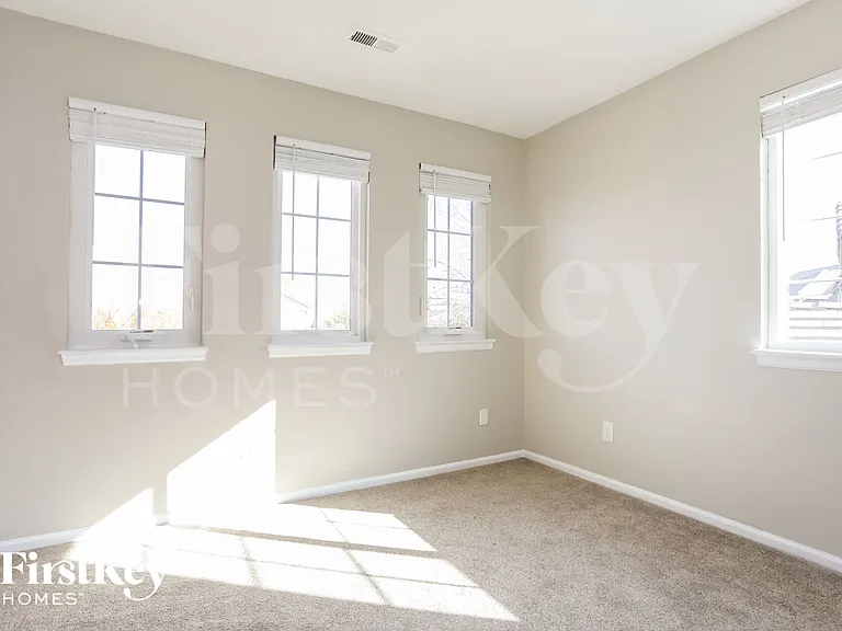 7498 S Norfolk Way — Photo 13
