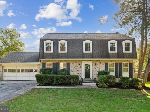 10613 Greene Dr, Lorton, VA 22079