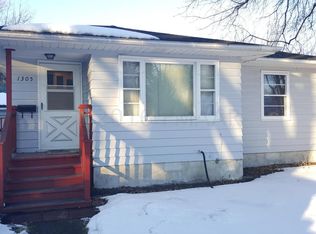 1305 5th Ave S, Fargo, ND 58103