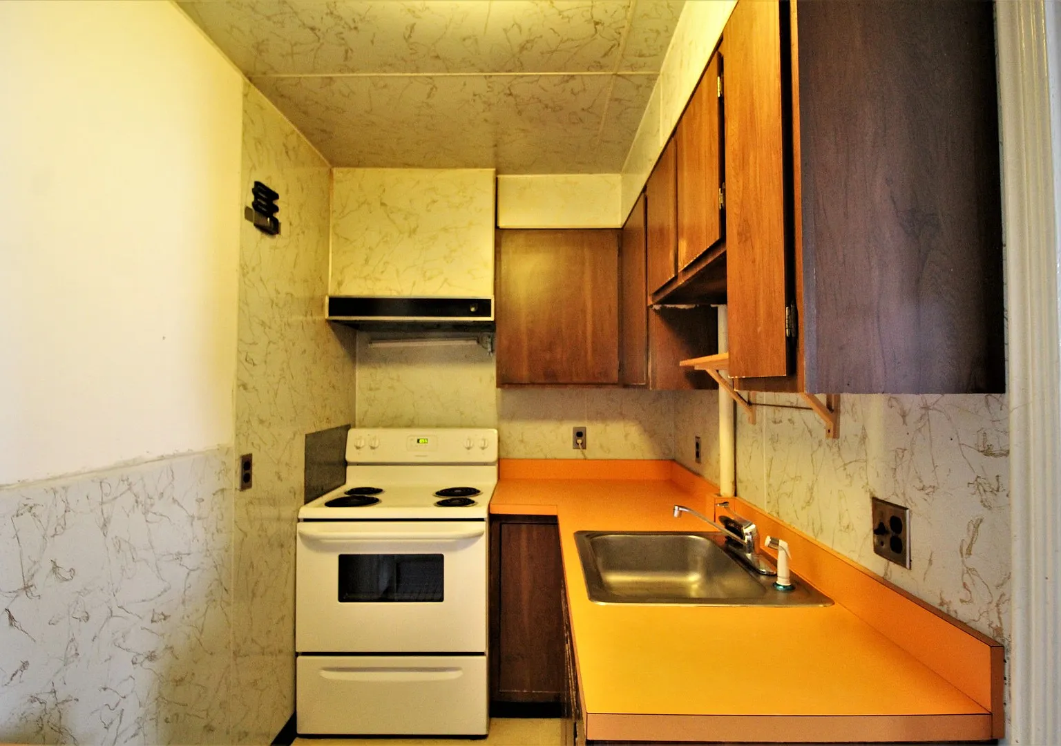 1011 N. Charles St. — Photo 3