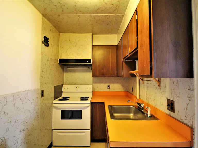 1011 N. Charles St. — Photo 3