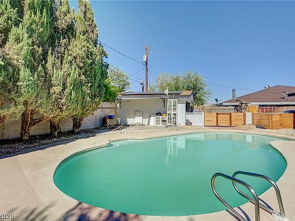 5th image of 4412 Denia Cir