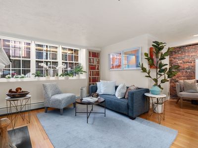 14 Joy St #1, Boston, MA, 02114