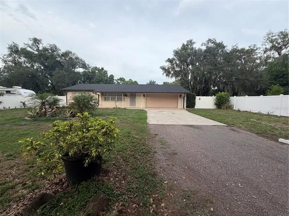 8009 Paulson Ln, Tampa, FL 33617