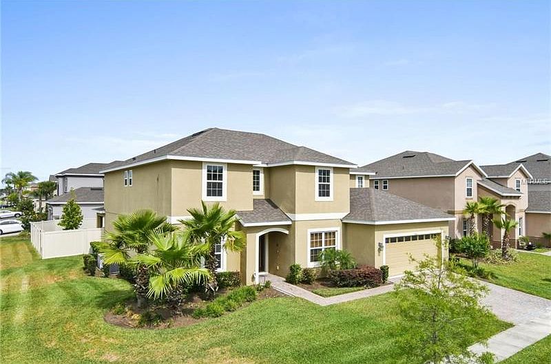 1st image of 2060 Plantation Oak Dr