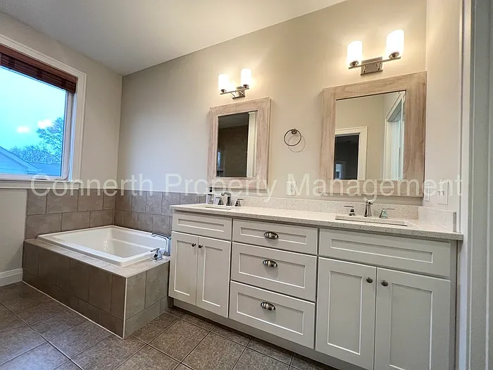 1615 Porter Ave — Photo 14