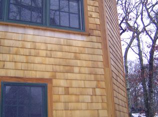 6 Sea Glen Rd, Oak Bluffs, MA 02557