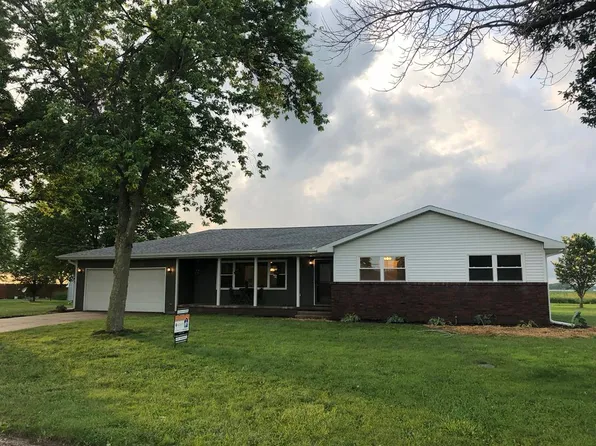 112 Dolbee, Oakwood, IL 61858