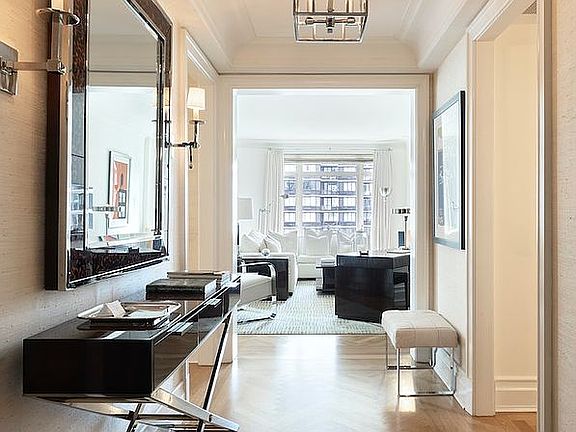 5th image of 15 Central Park W APT 14L