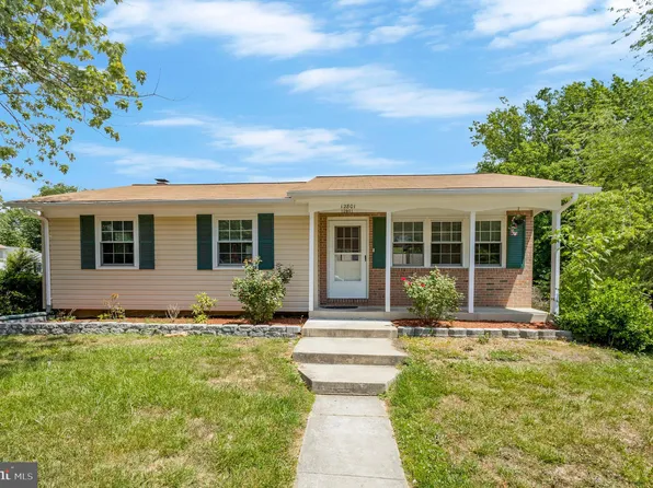12801 Longfellow Ct, Woodbridge, VA 22192