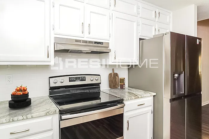 4 bed, 2.0 bath, 1482 sqft, $1,725 — Photo 3