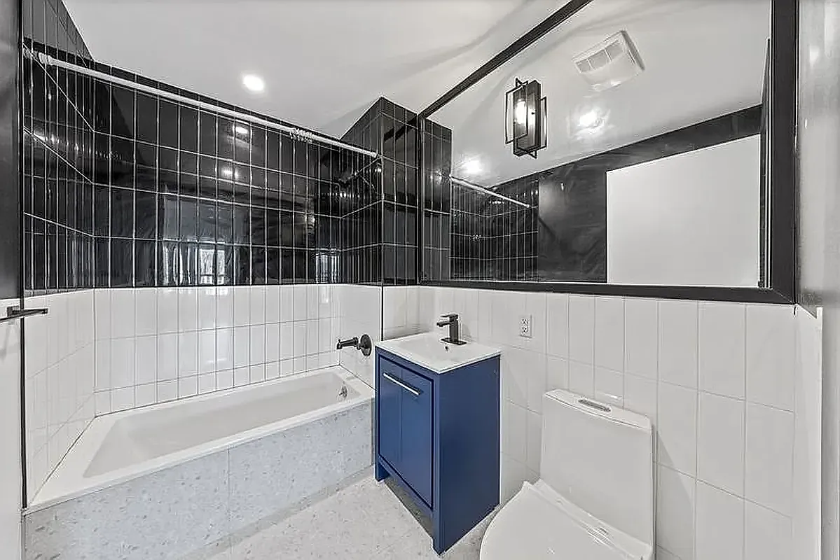 Studio, $3,199 — Photo 4