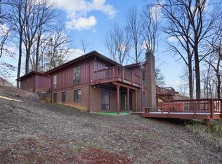 1052 Bellview Rd, Mc Lean, VA 22102