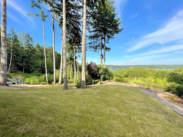201 E Mountain View Dr — Photo 34