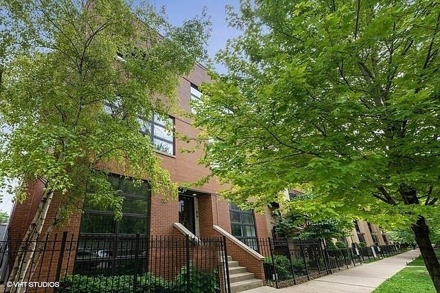 1st image of 2213 W Wabansia Ave APT 1A